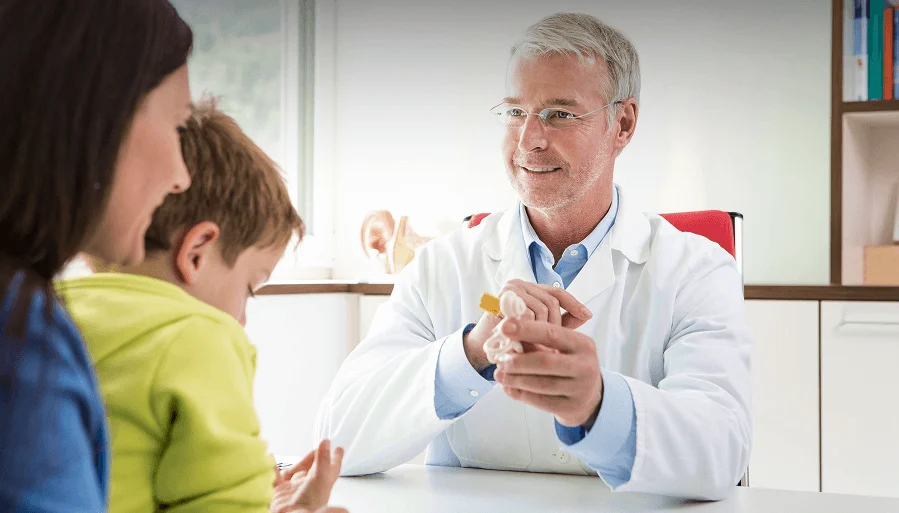 Die Experten-Plattform für niedergelassene HNO-Ärztinnen und -Ärzte 
Bleiben Sie auf dem Laufenden mit dem HNO-Newsletter!
Erhalten Sie kompakte Neuigkeiten zu implantierbaren Hörlösungen, spannende Patientenfälle und aktuelle Studien – kurz und relevant für den HNO‑Praxisalltag aufbereitet.
&nbsp;